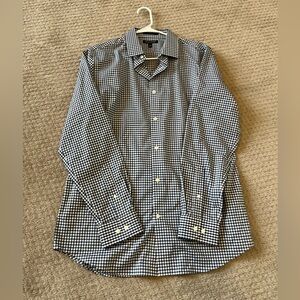 Banana Republic Black and White Checkered Button Up L